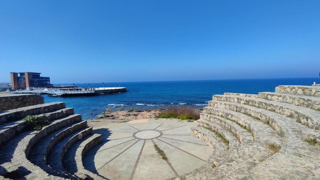 Weekend Apartments 2Br Les Amb Kyrenia  Esterno foto
