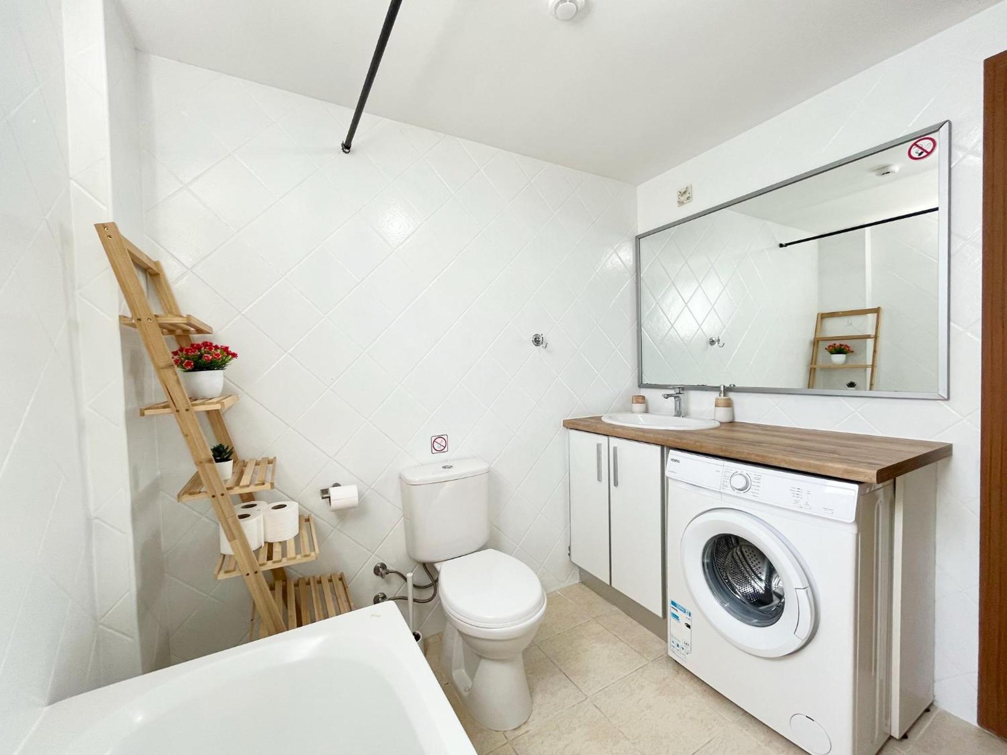 Weekend Apartments 2Br Les Amb Kyrenia  Esterno foto