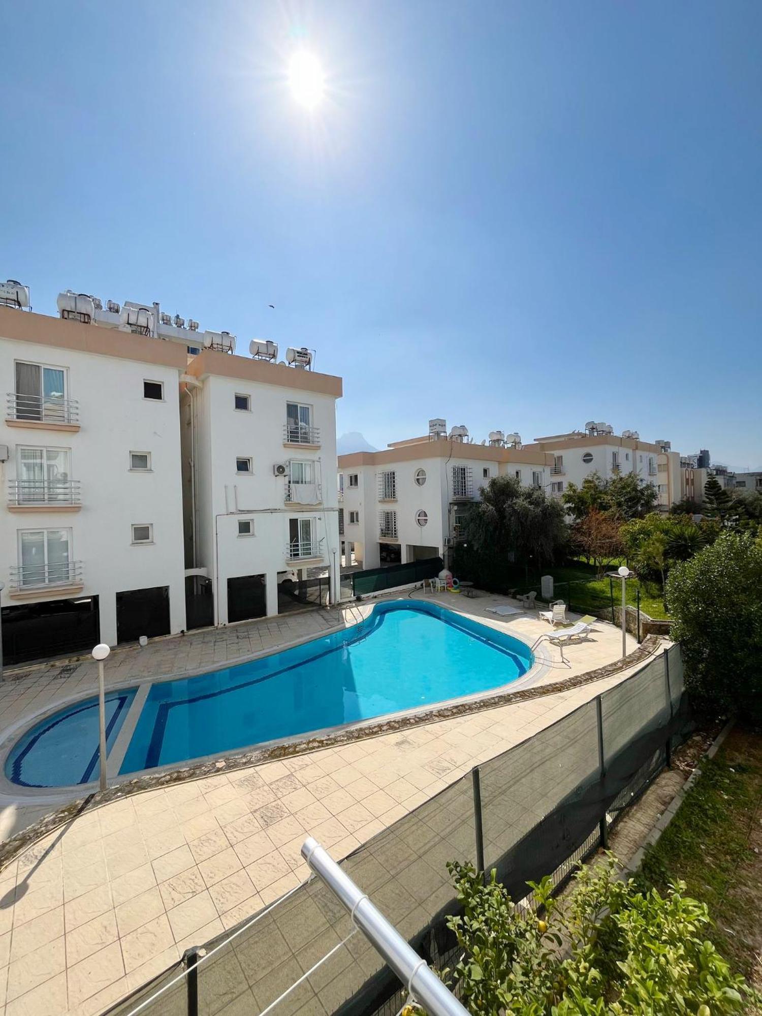 Weekend Apartments 2Br Les Amb Kyrenia  Esterno foto